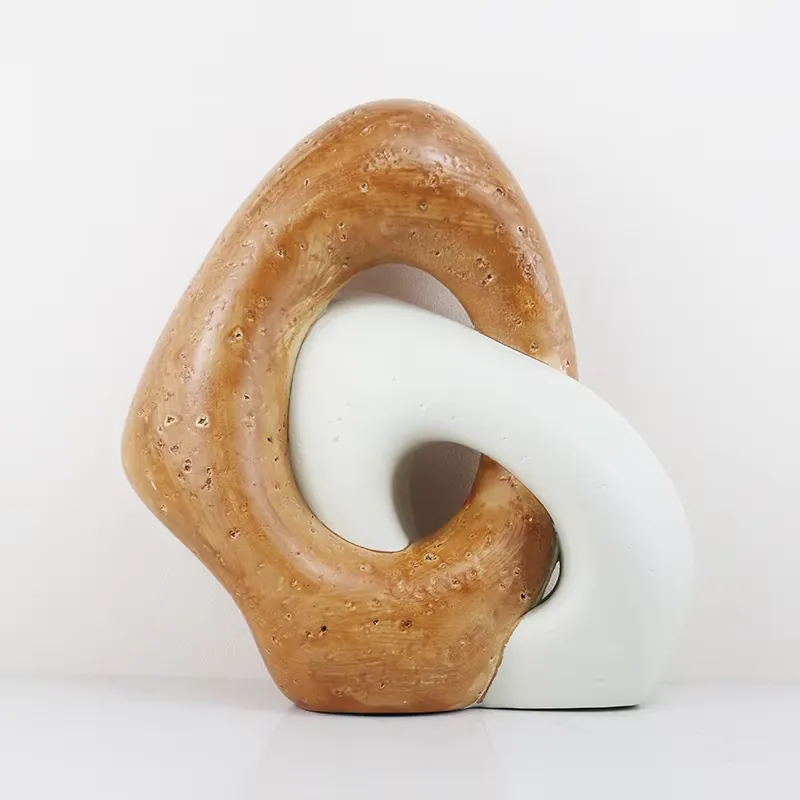 New Resin Sculpture Beige Mode - огляд і ціна Art Craft Hotel